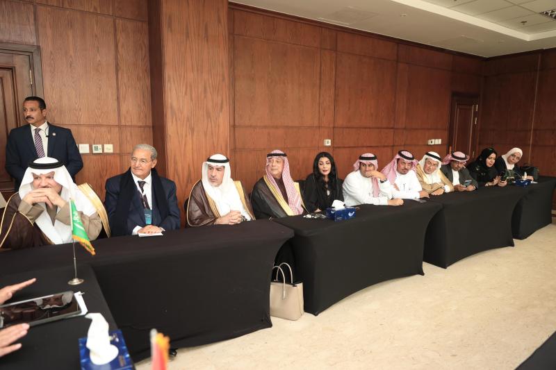 وزير السياحة  يلتقى وزير التجارة في المملكة العربية السعودية ووفد من المستثمرين ورجال الأعمال