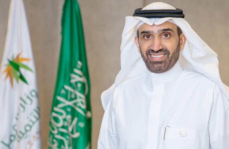 المهندس أحمد الراجحي وزير الموارد البشرية والتنمية الاجتماعية بالمملكة السعودية