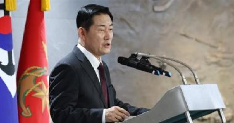 وزير الدفاع الكورى الجنوبى شين وون-سيك
