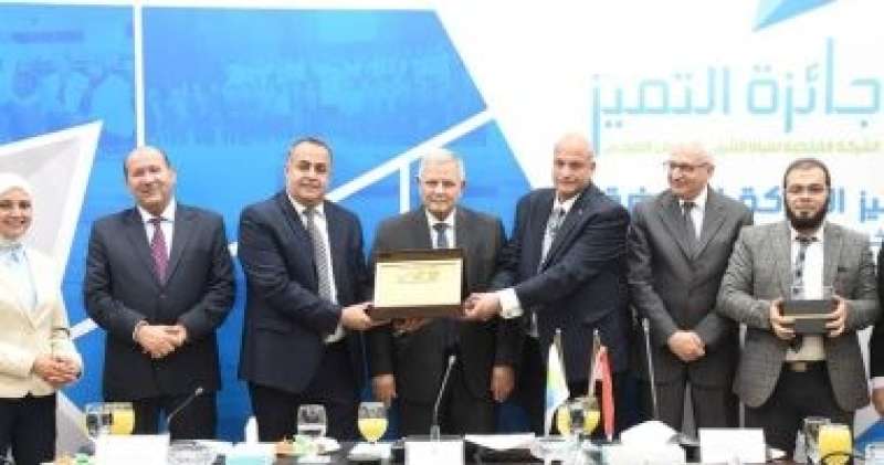 مياه الشرب بالقاهرة تحصد المركزين الأول والثانى للخط الساخن 125 وخدمة العملاء
