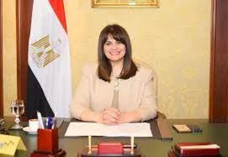 وزيرة الهجرة تلتقي أبناء الجالية المصرية  بروما لحثهم على المشاركة في الانتخابات الرئاسية