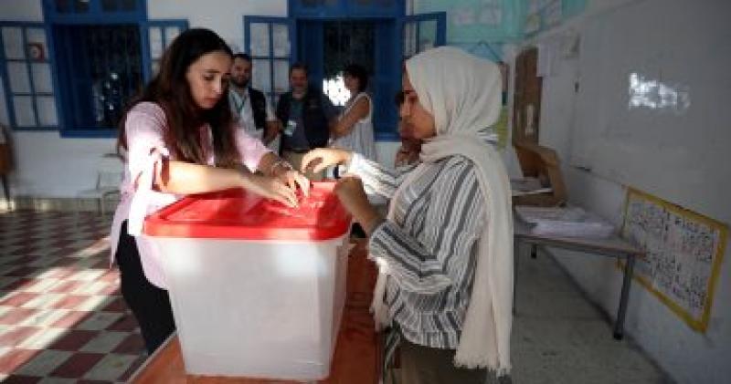 المصريون بكندا يتوافدون على مقار اللجان للإدلاء بأصواتهم في الانتخابات الرئاسية