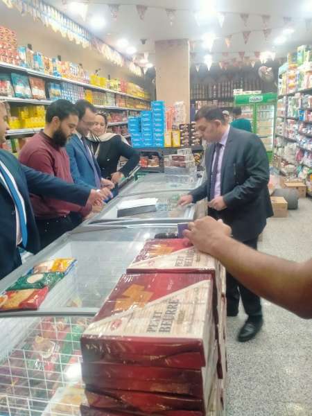 ابراهيم السجيني :خلال ال 24 ساعة الماضية ..جهاز حماية المستهلك يواصل حملاته الرقابية المتنوعة ويضرب بيد من حديد ضد مُحتكري السلع