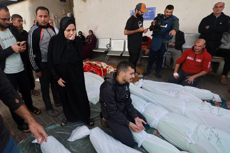 «الصحة الفلسطينية»: مستشفى كمال عدوان به 100 شهيد.. وإسرائيل تمنعنا من دفنهم