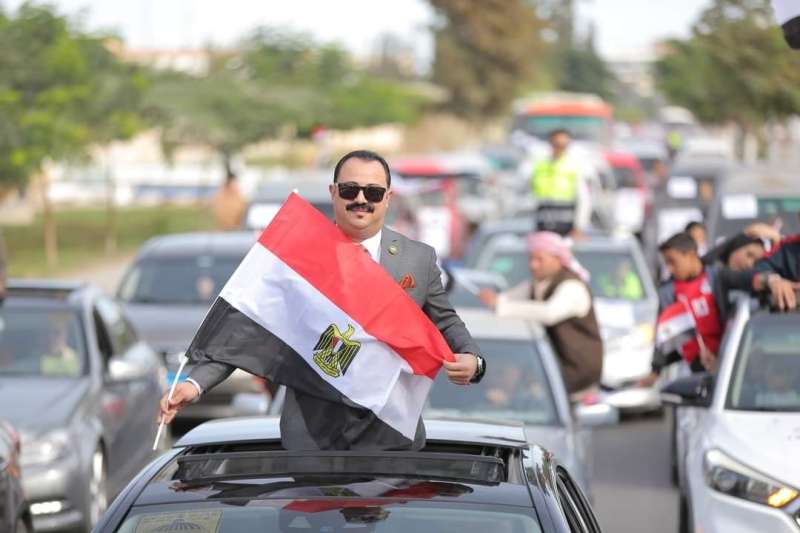 عصام دياب نائب الاسماعيلية يقود  اطول مسيرة حاشدة للمشاركة الإيجابية في الإستحقاق الرئاسي 2024