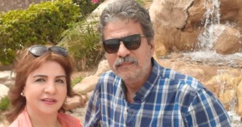 جمال عبد الناصر وزوجته فاطمة الكاشف