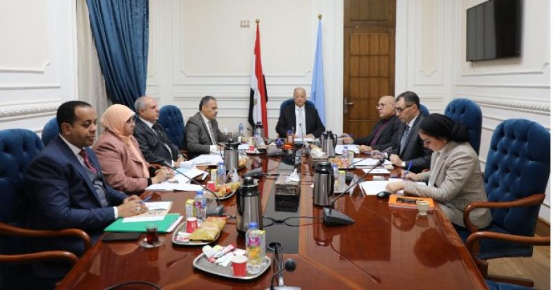 محافظ القاهرة يترأس اللجنة العليا للقيادات لاجراء المقابلات الشخصية  لشغل الاماكن الشاغرة