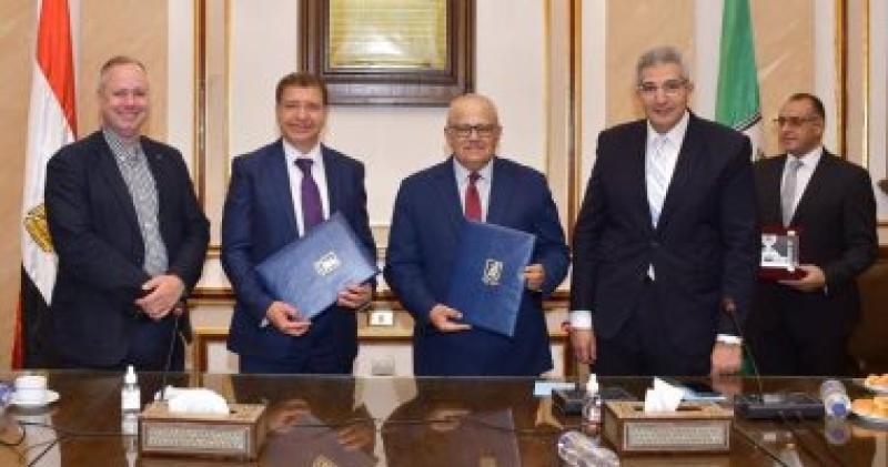 الخشت: اتفاقيات وبروتوكولات تعاون بين جامعة القاهرة ومنظمات دولية