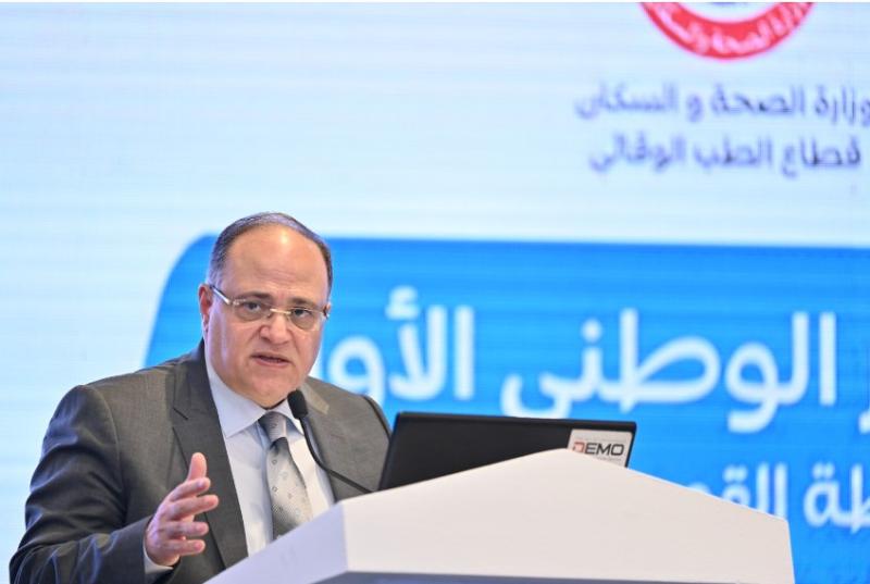 رئيس هيئة الدواء المصرية: إساءة استخدام المضادات الحيوية يمثل خطراً على صحة الإنسان والحيوان والبيئة