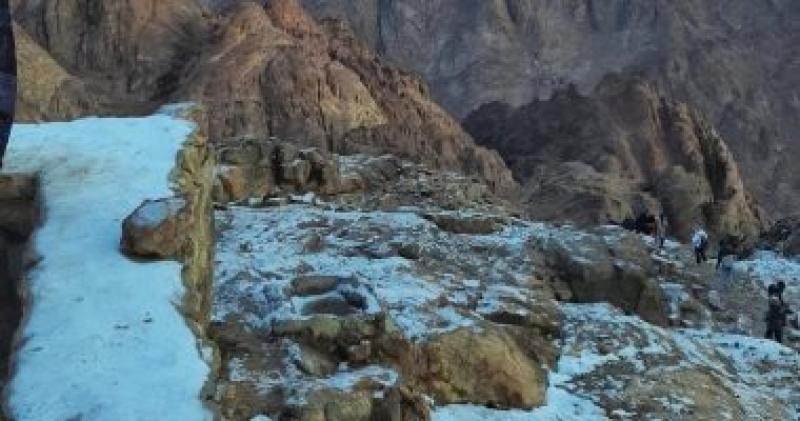 طقس غد.. انخفاض بالحرارة وأمطار وثلوج على جبل موسى والصغرى بالقاهرة 9 درجات