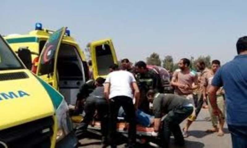 إصابة شخصين في انقلاب ملاكي بصحراوي المنيا