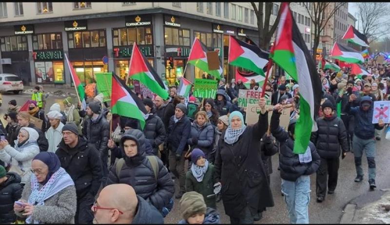 مظاهرة جديدة في فيينا للتضامن مع الفلسطينيين في غزة والمطالبة بوقف الحرب الإسرائيلية