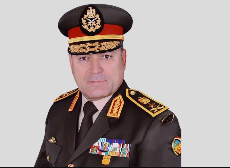 رئيس أركان حرب القوات المسلحة يتفقد ضبطيات قوات حرس الحدود