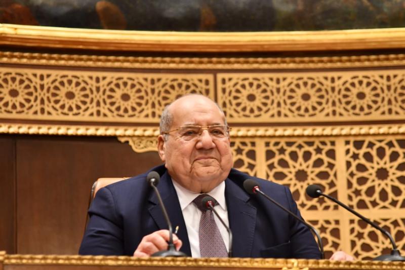 عبد الرازق يرفع أعمال الجلسة العامة للشيوخ ل 29  أبريل الجاري