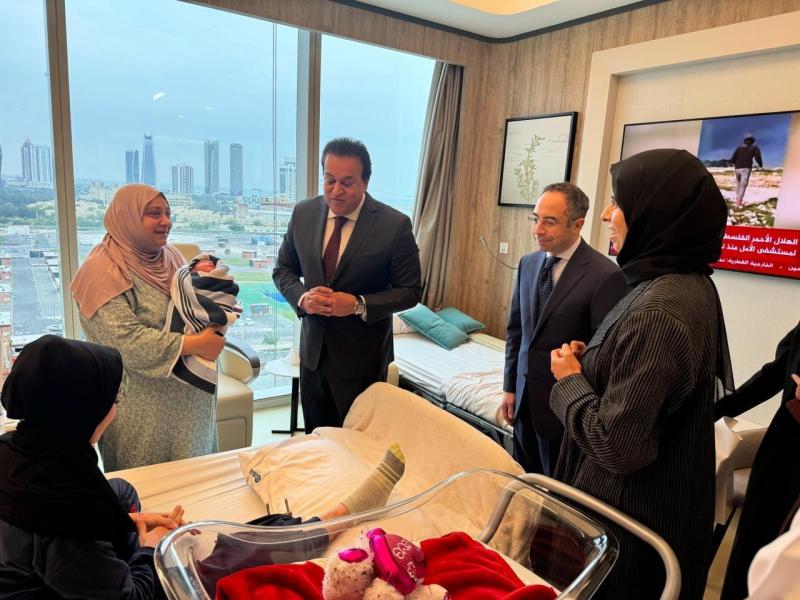 وزير الصحة يلتقي وزيرة الدولة للتعاون الدولي القطرية لبحث زيادة الدعم الصحي لقطاع غزة