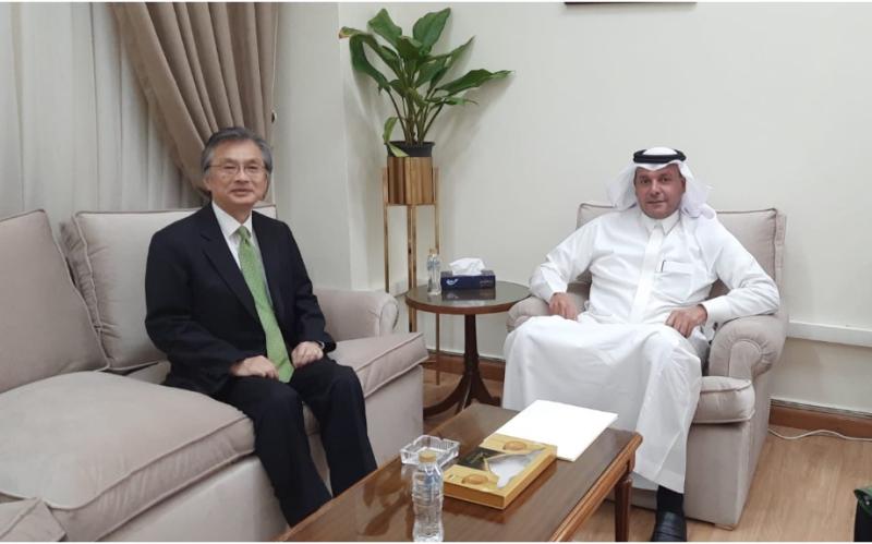 رئيس ”الشؤون السياسية الدولية” بالجامعة العربية يستقبل سفير اليابان