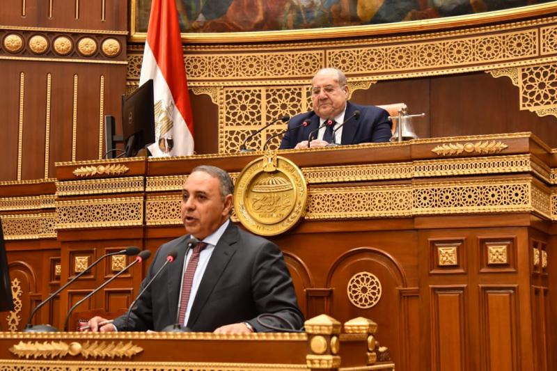 مجلس الشيوخ يبدأ مناقشة طلب  النائب تيسير مطر بشأن سياسة الحكومة حول التحديات التي تواجه الصناعة المصرية