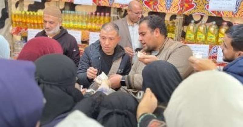 محافظ شمال سيناء يفتتح معرض أهلا رمضان في العريش بتخفيضات 30‎%‎