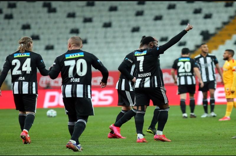 بشكتاش يفوز على قونيا سبور بثنائية في الدوري التركي
