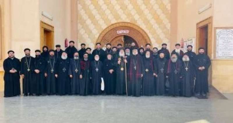 الكنيسة تعقد اجتماع مجمع كهنة شرق المنيا بكنيسة السيدة العذراء