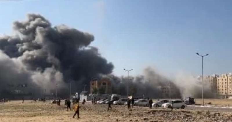 طائرات الاحتلال تشن غارات عنيفة على عدد من أحياء خان يونس جنوب غزة