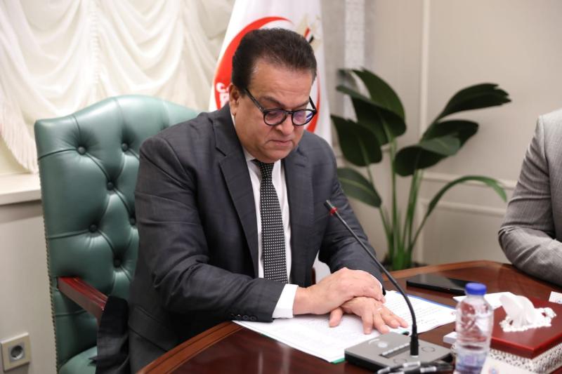 وزير الصحة يشهد توقيع بروتوكول تعاون مع «نوفارتس مصر» لتحديث النظام المميكن للقساطر القلبية