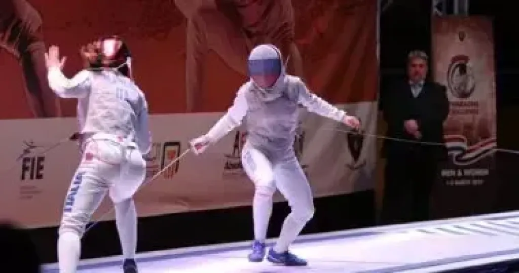 انطلاق منافسات السيدات ببطولة كأس العالم لسلاح الشيش في القاهرة