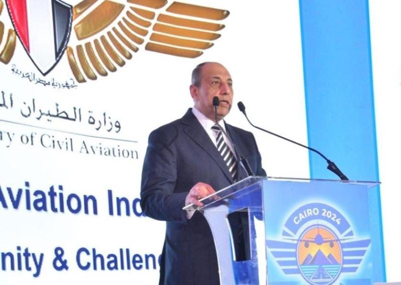 وزير الطيران المدنى: أفريقيا قارة الفرص الواعدة والاستثمارات (صور)