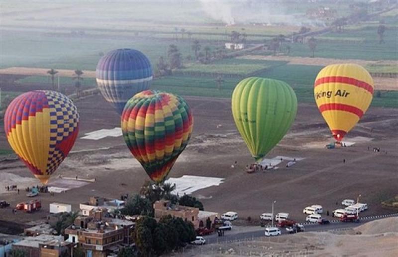 انطلاق 55 رحلة بالون طائر في سماء محافظة الأقصر