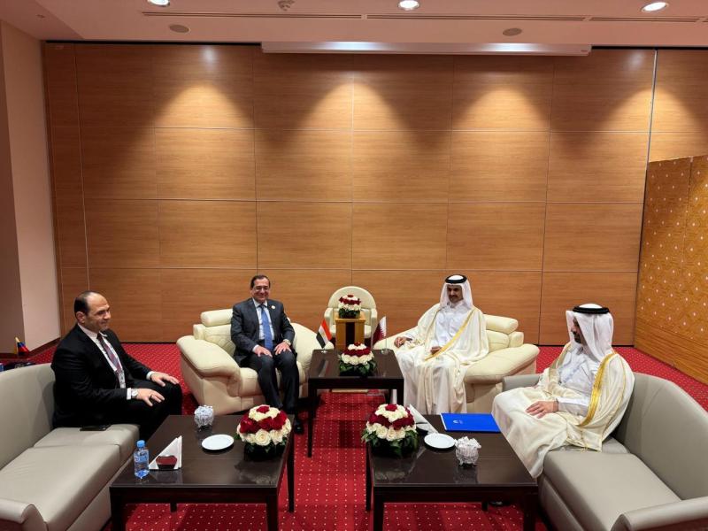 الملا يعقد مباحثات مع وزراء الطاقة فى قطر وروسيا الاتحادية وفنزويلا
