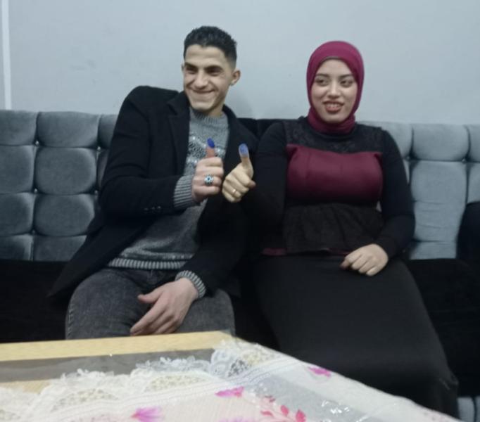 الكاتب الصحفى أحمد مكاوى يهنئ العروسين نورهان وأسلام بعقد قران وزفافهم السعيد