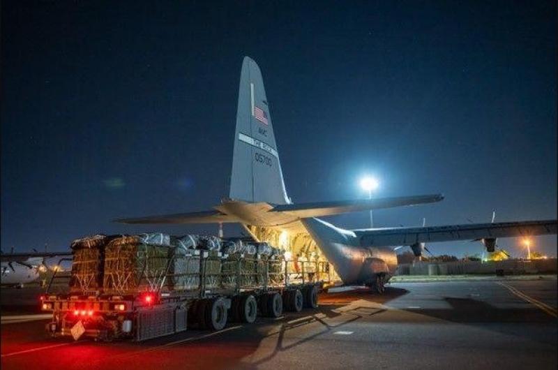 القيادة المركزية الأمريكية تجري عمليات إسقاط جوي للمساعدات الإنسانية في غزة