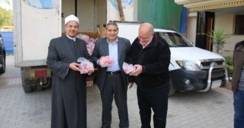 محافظ كفر الشيخ: توزيع طن لحوم ”صكوك الأوقاف للإطعام” على الأسر الأولى بالرعاية