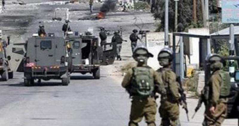الاحتلال يعتقل 25 فلسطينيا بالضفة الغربية والحصيلة أكثر من 7630 معتقلا