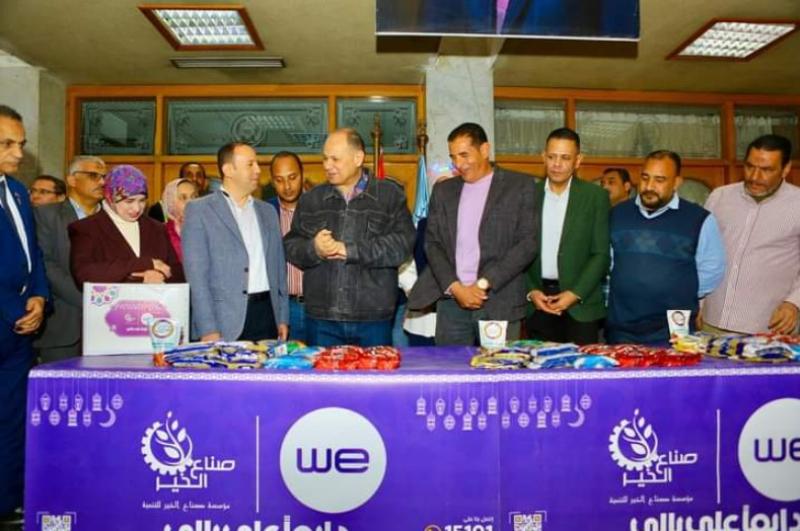 محافظ اسيوط يشهد إطلاق المصرية للاتصالات وصناع الخير حملة لتوزيع 5 آلاف كرتونة رمضان علي الاسر الاولى بالرعاية