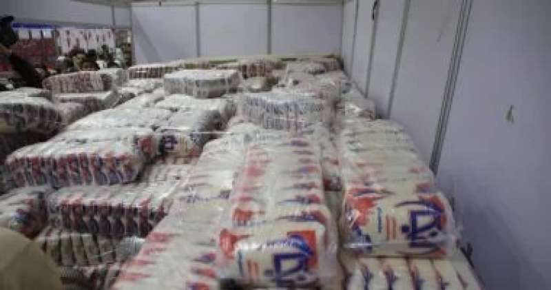 تموين القليوبية: توزيع 164 طن سكر بسعر 27 جنيها للكيلو بالقرى
