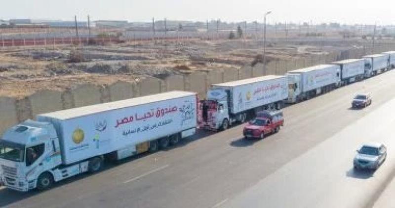 الهلال الأحمر فرع بورسعيد يرسل 6 شاحنات محملة بـ 40 طن مواد غذائية لأهالينا بفلسطين