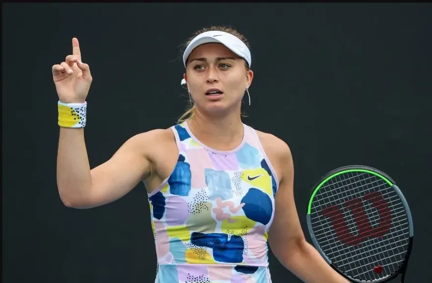 سابالينكا تتأهل في بريسبان وتوجه انتقادات لاذعة للمسؤولين وتقدم بيجولا وخروج أنيسيموفا