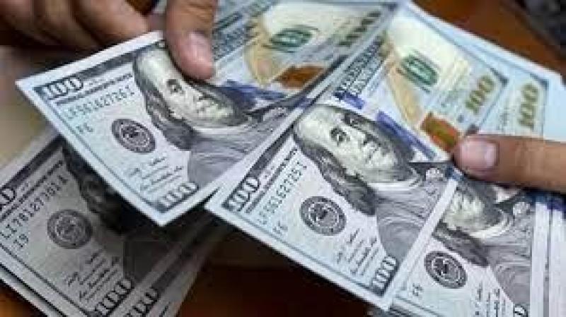 انخفاض سعر الدولار اليوم بالبنوك المصرية