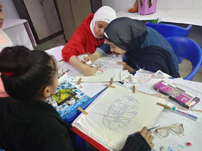 شباب الشرقية:ورشة عمل لنادي الفتاه والمرأة بالعاشر من رمضان