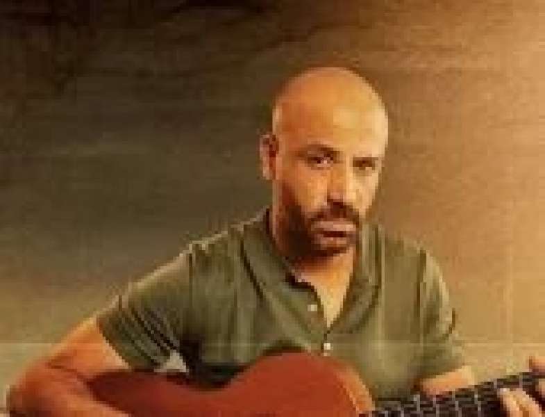 محمد يحيى: أغنيتي الجديدة ”ابسطني” دعوة للحب والفرح