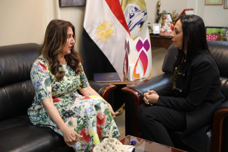 الدكتورة مايا مرسي تستقبل سفيرة أمريكا في القاهرة  للتعرف على جهود مصر  في مجال تمكين المرأة