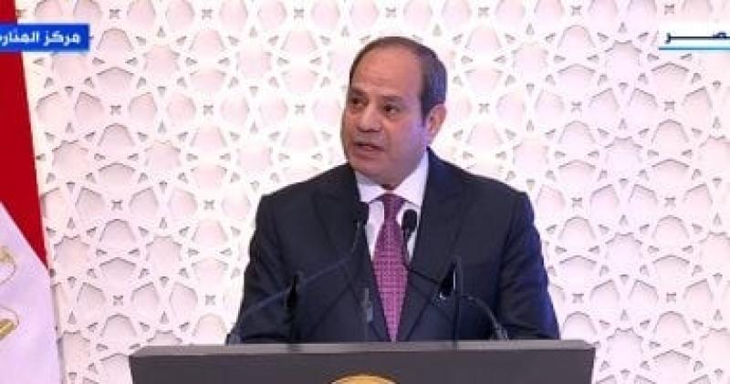 الرئيس السيسى يهنئ مسلمى مصر بالخارج بمناسبة حلول عيد الفطر المبارك