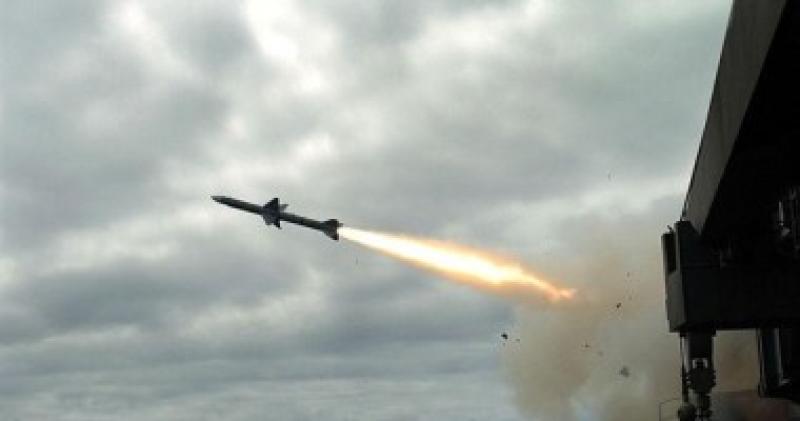 أمريكا توافق على بيع معدات أنظمة صواريخ لأوكرانيا