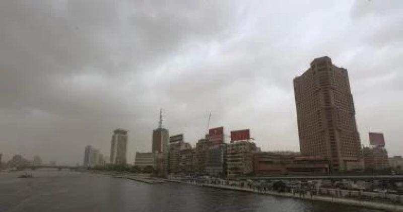 الأرصاد: منخفض جوى وأمطار رعدية بالسواحل الشمالية الغربية تمتد للقاهرة مساء