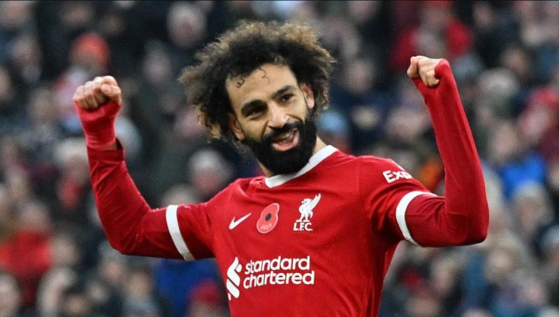ليفربول يرفض بيع محمد صلاح للدوري السعودي بعد تراجع الفريق