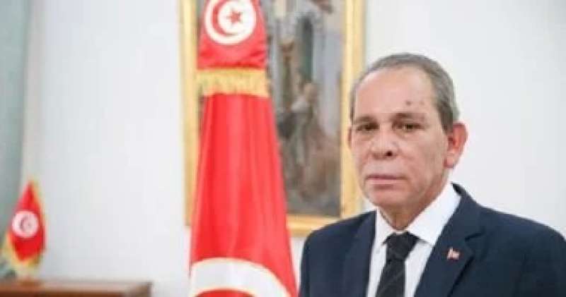 رئيس الوزراء التونسى يؤكد ضرورة إيجاد حلول لتحسين الحوكمة فى القطاع المالى