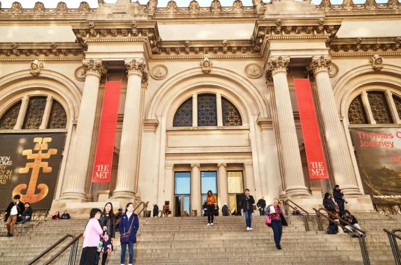رهان متحف ”متروبوليتان” في نيويورك.. تركيز أقل على أوروبا وانفتاح على إفريقيا
