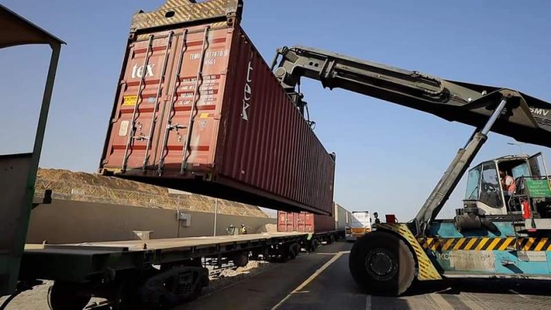 شعبة النقل: النقل البحري ينقل حوالي 90% من تجارة مصر إلى العالم