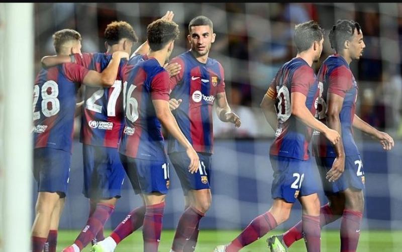 التعادل الإيجابى 1-1 يحسم شوط برشلونة ضد باريس سان جيرمان فى أبطال أوروبا